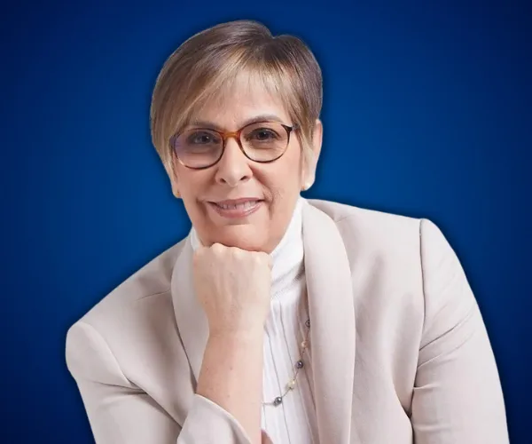 Carmen Álvarez Basso — Conferencista de Mujeres Líderes y Empoderamiento